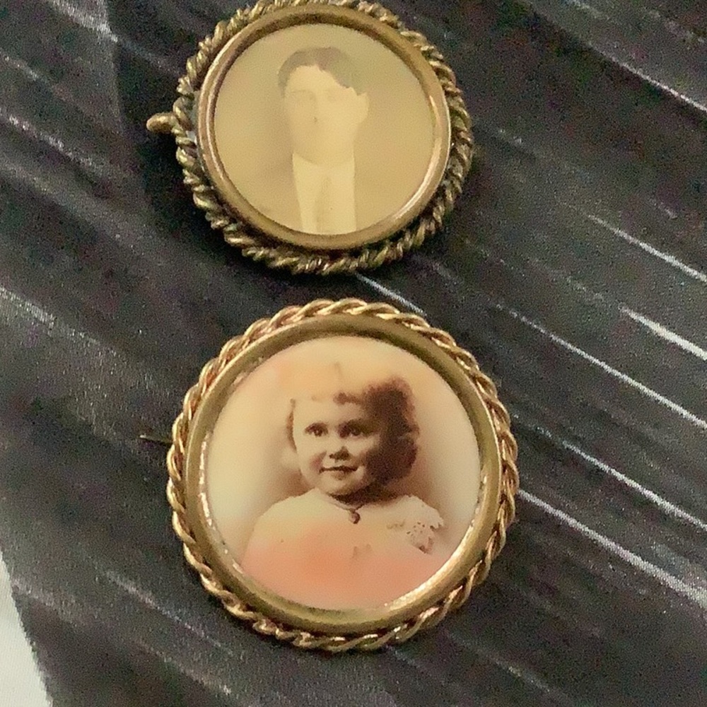 19th CENTURY VICTORIAN MOURNING BROOCHES, Set of 2 Framed Photo Pins.